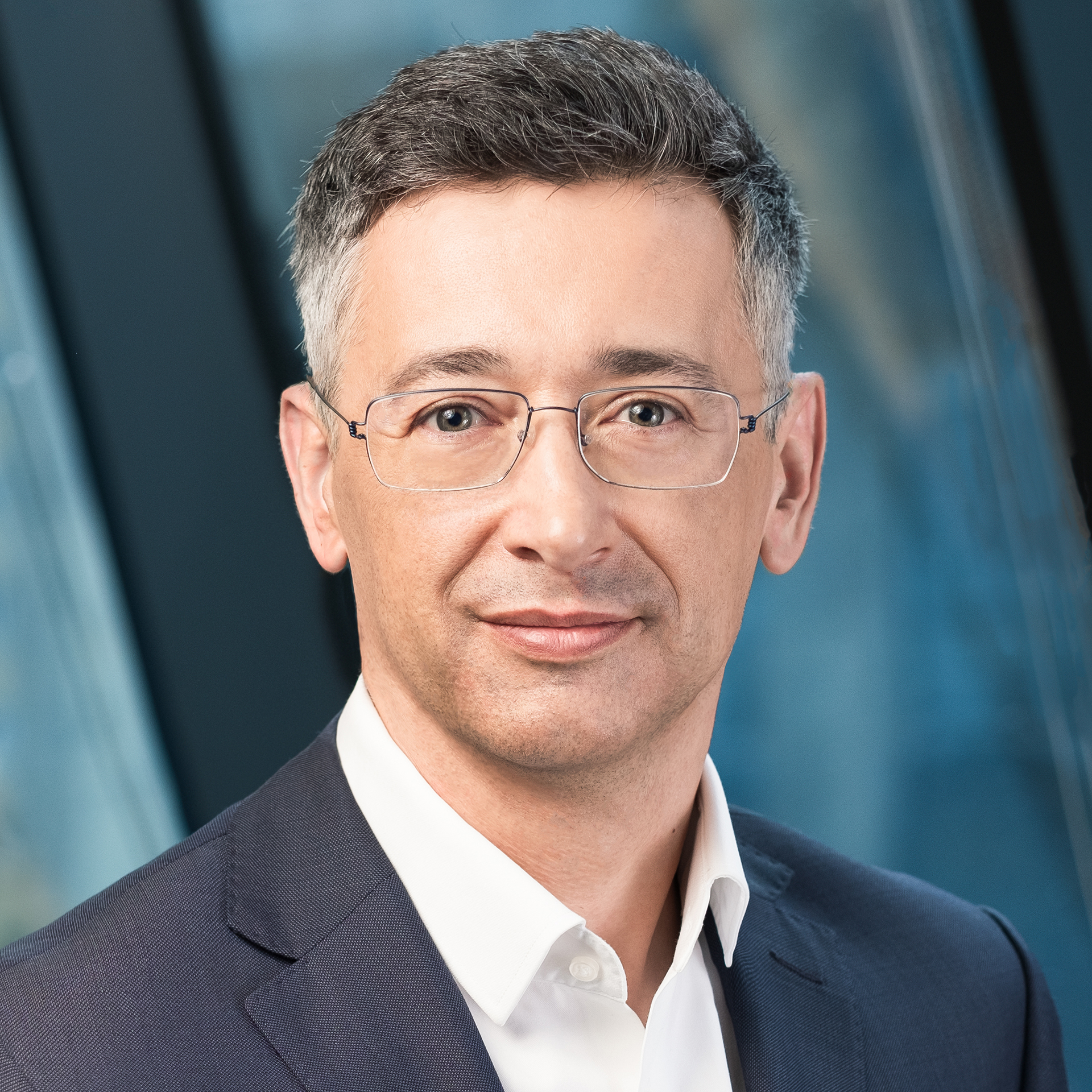 Bartłomiej Świeca - Prezes PKO Faktoring